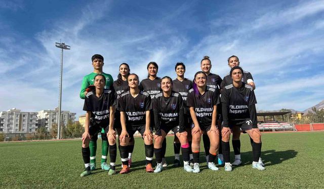 Ağrı Kadın Futbol Takımı, Silopi'den 3 puanla döndü