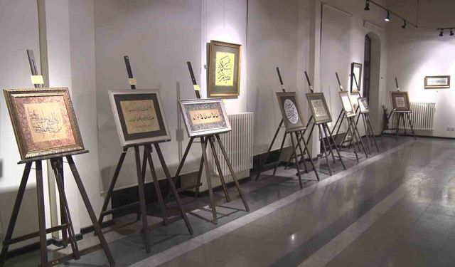 Ailenin önemi, hat sanatının zarafetiyle yorumlandı