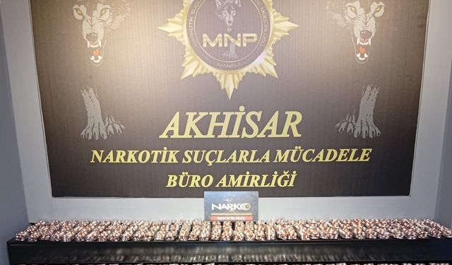 Akhisar'da uyuşturucu operasyonunda 5 tutuklama