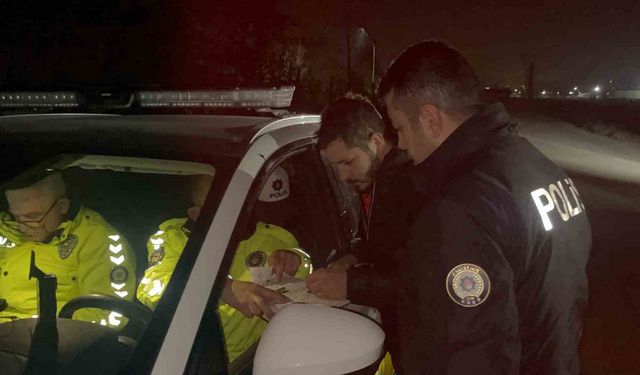 Alkolden 2 kez ehliyetini kaptıran sürücü kazada 3'üncü kez yakalandı