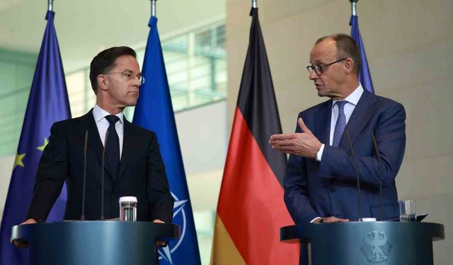 Almanya Başbakanı Merz: 'Toprak tavizine cevap vermesi gerekenler öncelikle Ukrayna Başkanı ve halkıdır'