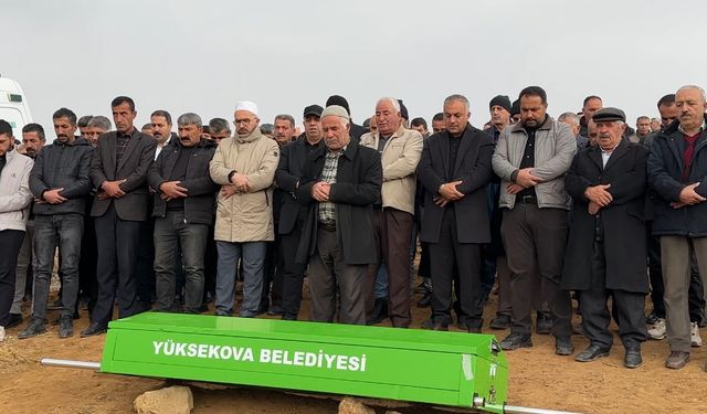 Aracın uçtuğu barajda hayatını kaybeden genç toprağa verildi