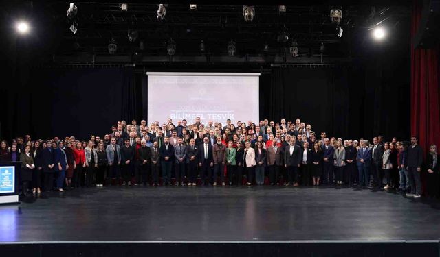 Atatürk Üniversitesi'nde bilimsel teşvik töreni düzenlendi: Başarılı Akademisyenlere ödülleri takdim edildi