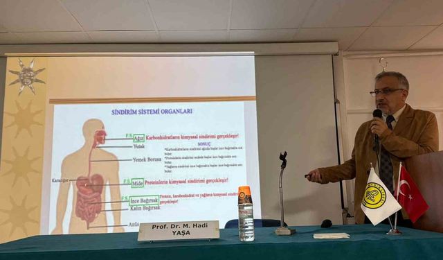 Aydın Lisesi'nde öğrenciler akademi dünyası ile buluşuyor