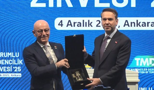 Bakan Bayraktar: 'Hedefimiz madencilik sektörümüze gerek risk sermayesi gerekse uluslararası sermayeyi ülkemize çekecek düzenlemeleri yapmak'