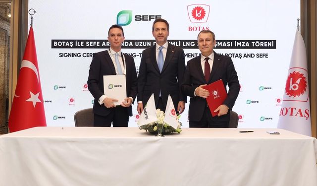 Bakan Bayraktar'dan Avrupa'ya LNG çağrısı: 'Bizim depolama tesislerimizde saklayabilirsiniz'