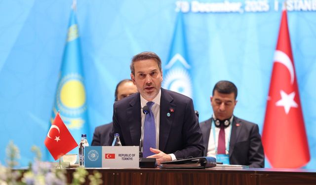 Bakan Bayraktar'dan Türk Dünyası'na 'Hazar' teklifi