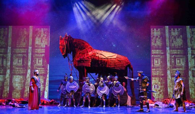 Bakan Ersoy: 'Şimdi sıra Troya'da'