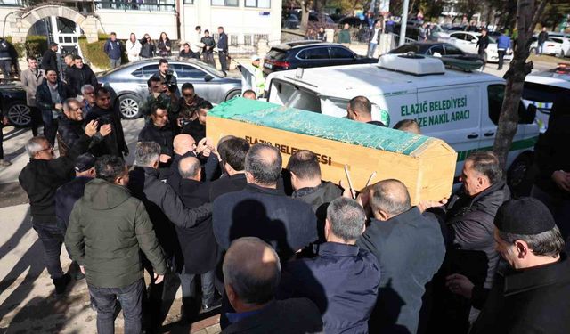 Bakan Yardımcısı Aktaş'ın annesi son yolculuğuna uğurlandı