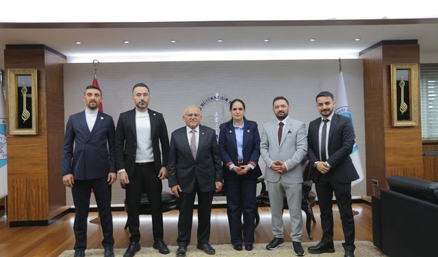 Başkan Büyükkılıç'tan Kayseri'de birlik ve istişare mesajı