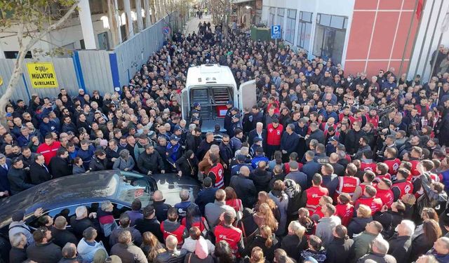 Başkan Durbay'a görev yaptığı belediyede duygusal veda
