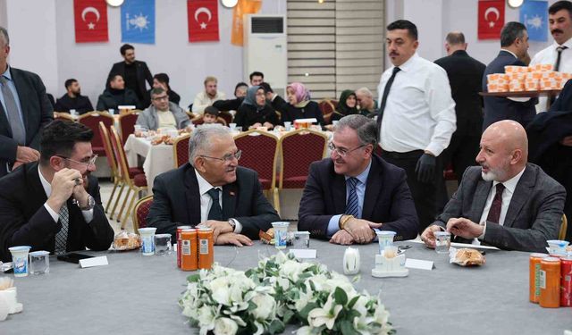 Başkan Özdoğan : 'Hacılar, birlik ve dayanışmanın ilçesidir'