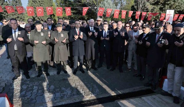 Başkan Pehlivan: 'Menemen, Şehit Kubilay ve silah arkadaşlarını bağrına bastı'