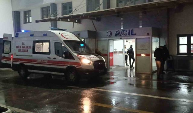 Batman'da 18 yaşındaki genç bıçaklandı