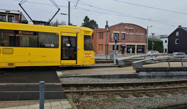 Belçika'da restoran işletmecisi, menüden alkolü kaldırdıktan sonra ırkçıların hedefi oldu