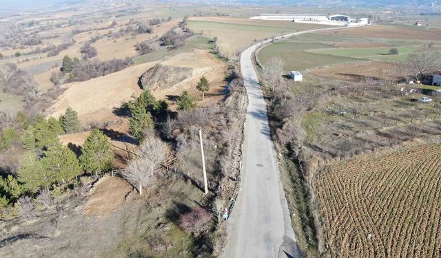 'Benim arazim' dedi, köy yolunu kestirdi