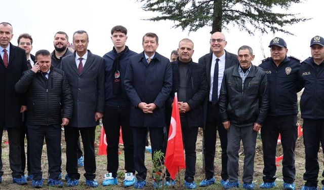Bilecik'te şehitler adına fidan dikimi gerçekleştirildi