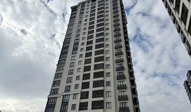 Binanın 14'üncü katından düşerek ölen kadının nişanlısı beraat etti