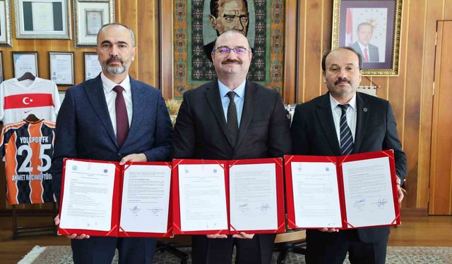 Bölgesel gelişime katkı sunacak iş birliği protokolü için imzalar atıldı