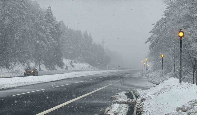 Bolu Dağı'nda kar yağışı yeniden başladı