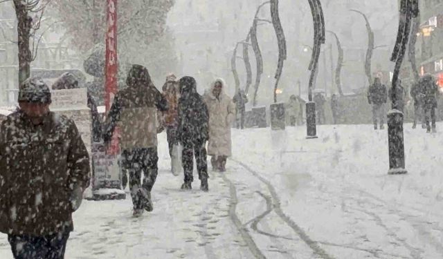 Bolu Valiliğinden 'yoğun kar' uyarısı: 20 santimi aşacak