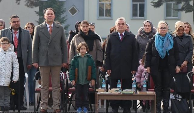 Bozüyük'te kitap okuma etkinliğine Kaymakam Öztürk'ten destek