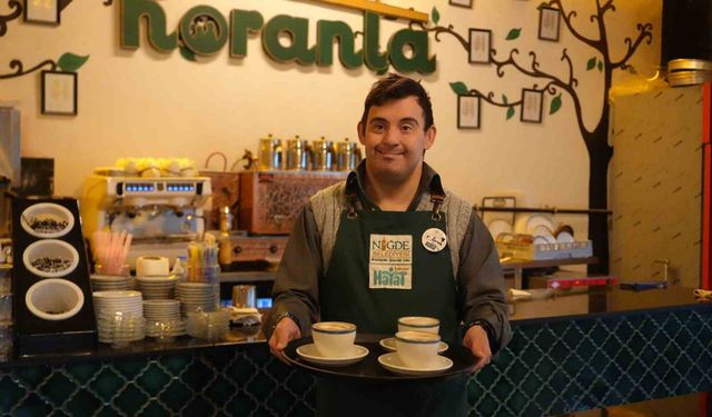 Bu kafede sonsuz sevgi var