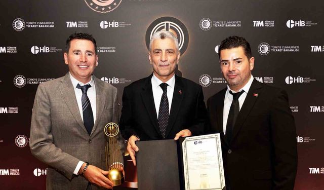 Bursa Kebap Evi'ne 'Hizmet İhracatı Şampiyonu' ödülü