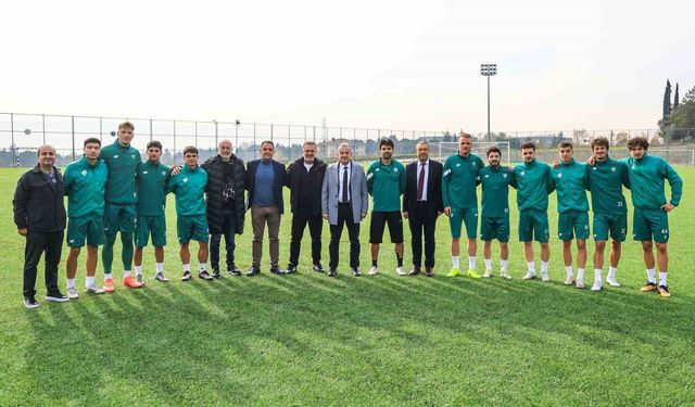 BUÜ'den Bursaspor'a tam destek