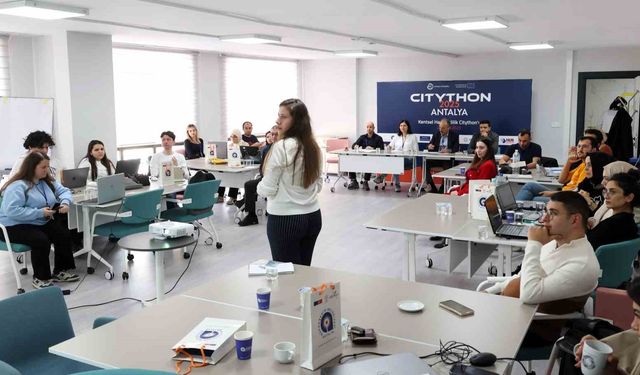 Büyükşehir 'Kentsel Hareketlilik Cityhonu'na ev sahipliği yaptı