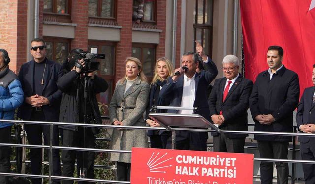 CHP Lideri Özel'den Yunanistan'a övgü, Türkiye'ye eleştiri