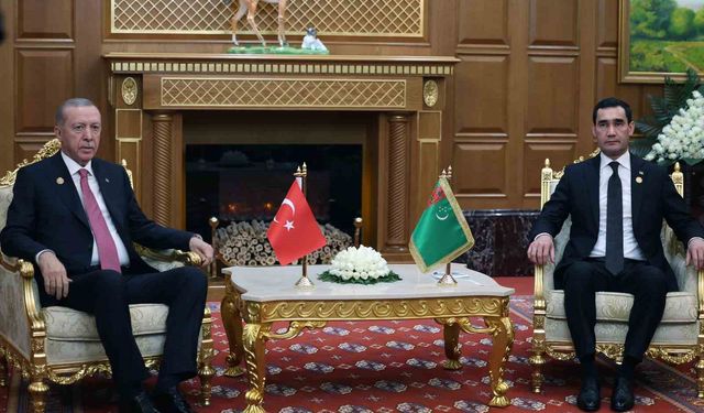 Cumhurbaşkanı Erdoğan, Türkmenistan Devlet Başkanı Berdimuhamedov ile görüştü