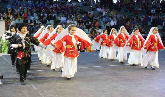 Darıca'da gençler için Kafkas halk oyunları kursu kayıtları başladı