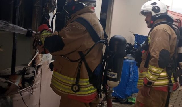 Defne'de konteyner yangını