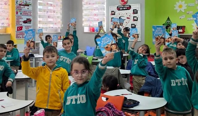 Demirkent TOKİ Ortaokulu'nda 'Kitapla Büyüyen Aile' Projesinin ikinci buluşması gerçekleştirildi