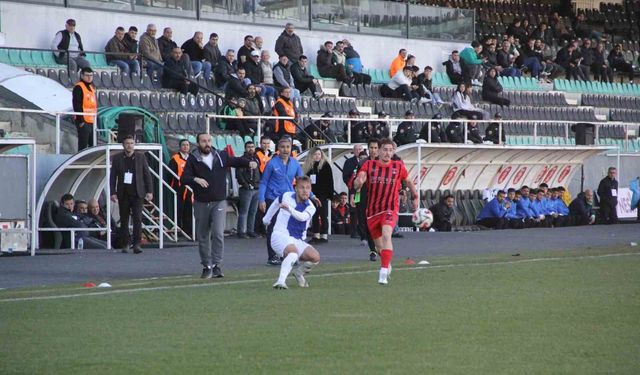 Denizli İdmanyurdu ligin ilk yarısını 3 puanla bitirdi