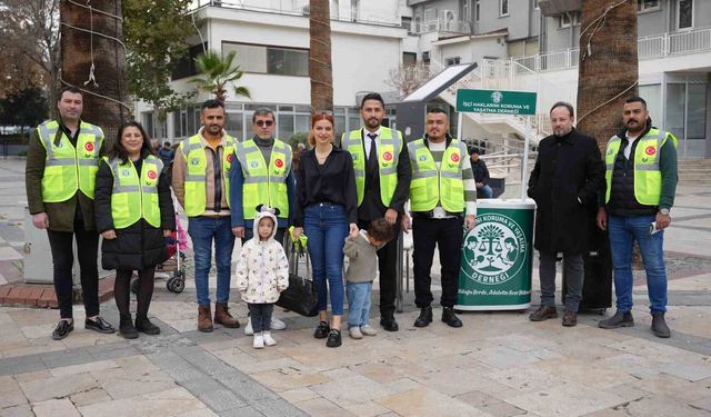 Denizli'de işçilerin hakları ve iş yerlerinde yaşadıkları sorunlara dikkat çekildi