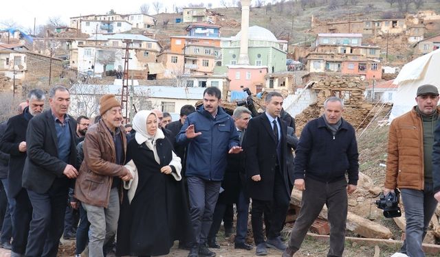 Deprem bölgesi Malatya'da Bakan Kurum memnuniyeti