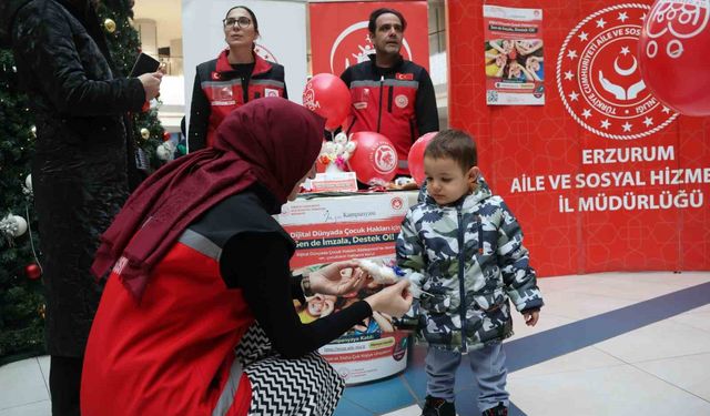 Dijital dünyada çocuk haklarına destek için Erzurum'da imza kampanyası