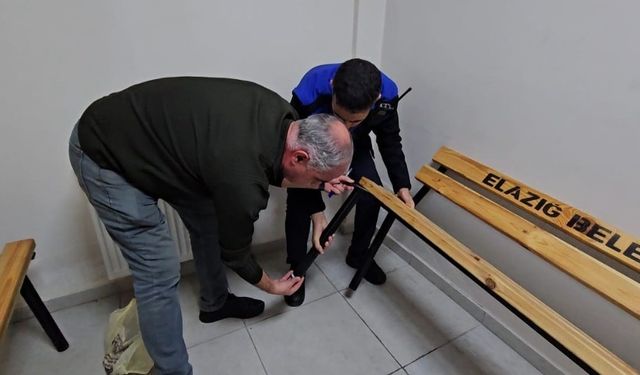 Dilenci yakayı ele verdi, parayı sakladığı yer şaşkına çevirdi