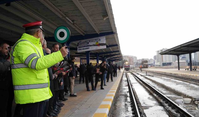 Doğu Ekspresi Erzurum'da mola verdi