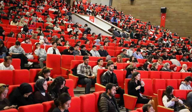 EBYÜ'de 'Huawei Day' etkinliği kapsamında yapay zeka ve ICT sunumu gerçekleştirildi