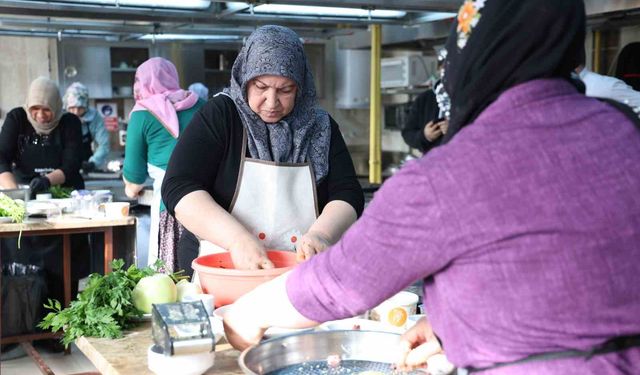 Elazığ mutfağı ulusal arenaya taşınıyor: 40 kadın geleneksel tariflerle yarıştı