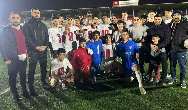 Elazığspor U16 Ligi'nde şampiyon oldu