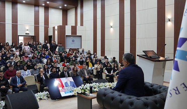 Erzurum Valisi Mustafa Çiftçi, Erzurum Teknik Üniversitesi öğrencileri ile buluştu