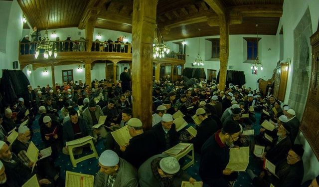 Erzurum'da asırlık gelenek 1001 Hatim başlıyor