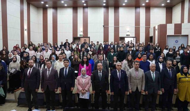 Erzurum'da 'Avrupa Birliği Uluslararası İnsani Yardım Ağları' konuşuldu