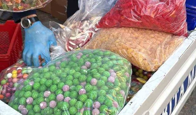 Esenyurt'ta kaçak şekerleme atölyesine baskın: 9 ton 400 kilo ürün imha edildi