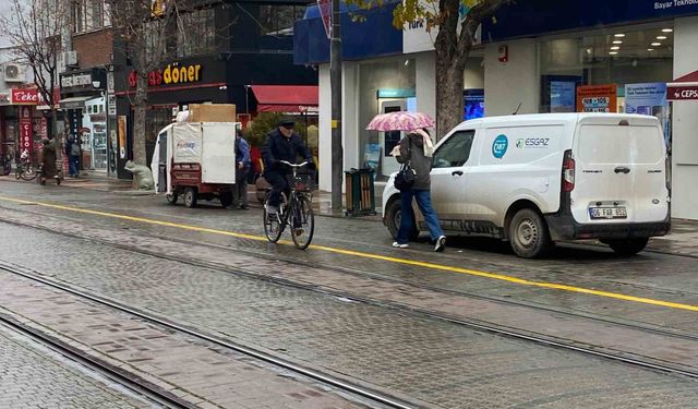 Eskişehir'de yağmur etkisini gösterdi