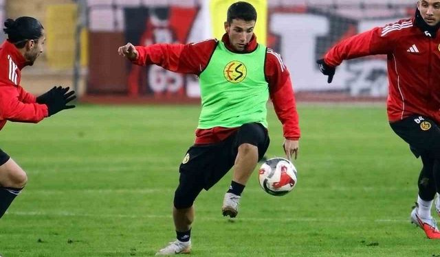 Eskişehirspor, Karşıyaka maçı için hazırlıklarını sürdürüyor